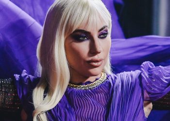 Balmain, Gucci o Chanel: Los vestidos-joya (y en el color tendencia) en los que invertir esta temporada