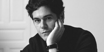 Exclusiva. Jorge Vázquez: «Mis clientas son grandes profesionales, no hace falta que yo las empodere con mis trajes»