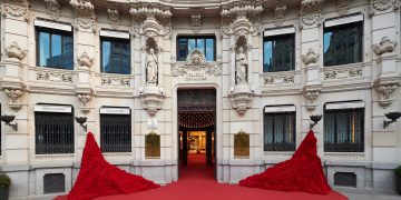 Galería Canalejas (o el epicentro del lujo) abre sus puertas: de Hermés a Cartier, pasando por OMEGA y Louis Vuitton