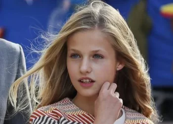 Este es el perfecto look de la Princesa Leonor para mujeres de 20, 30, 40 y 50 años