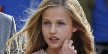 Este es el perfecto look de la Princesa Leonor para mujeres de 20, 30, 40 y 50 años
