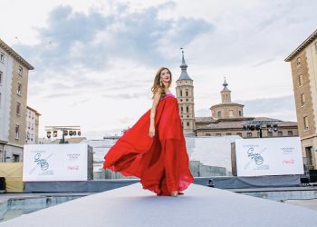 Genel Romero recibe el Premio Prenamo 2022 en la categoría de Servicio a la Moda