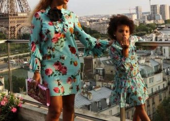 En clave twinning, la tendencia que vuelve otra primavera más para vestir a madre e hijas