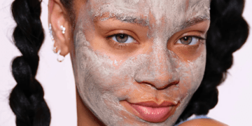 Ácido salicílico y otros ‘beauty tips’ para mantener las pieles mixtas (como la de Rihanna) en perfecto estado.