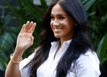 Haz que la reina de tu casa deslumbre con las mismas joyas que las royals