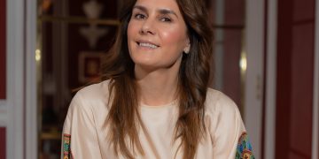 La escritora Alejandra Llamas llega a Madrid para promocionar su éxito en ventas en América: ‘El Libro de Oro’