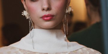 Pilar Dalbat: sofisticada y elegante presentación con ‘Gracia 12’