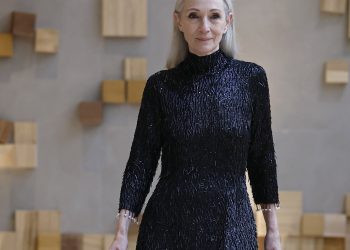 Maison Mesa vuelve a brillar con su elegante nueva colección inspirada en los androides y en la IA