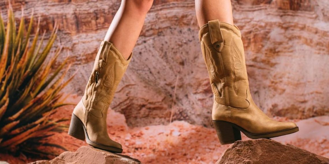 Del jinete a la trendsetter: las botas ecuestres, un must en tu look esta temporada