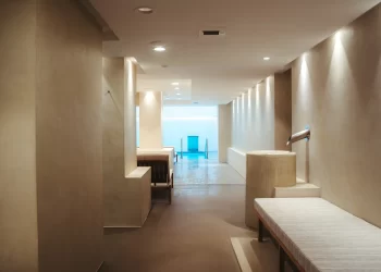 Belleza consciente junto al mar: el santuario de bienestar de Kimpton Los Monteros Marbella