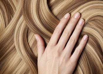 Cabello y uñas tras las vacaciones: la recuperación empieza ahora