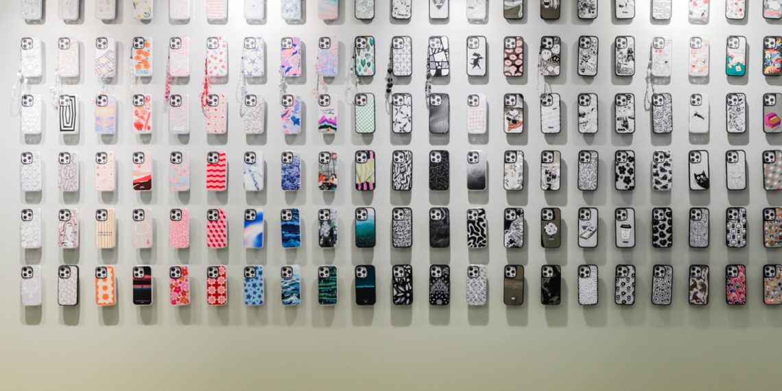 CASETiFY conquista París: la nueva boutique en Le Bon Marché marca un hito en su expansión europea