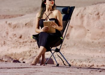 RFD, el proyecto chileno de moda upcycling liderado por Johana Fernández, llega a Los Ríos con un encuentro internacional de moda con España presente