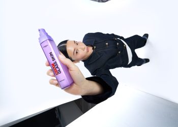 Glass Skin: cuando la luz se convierte en argumento